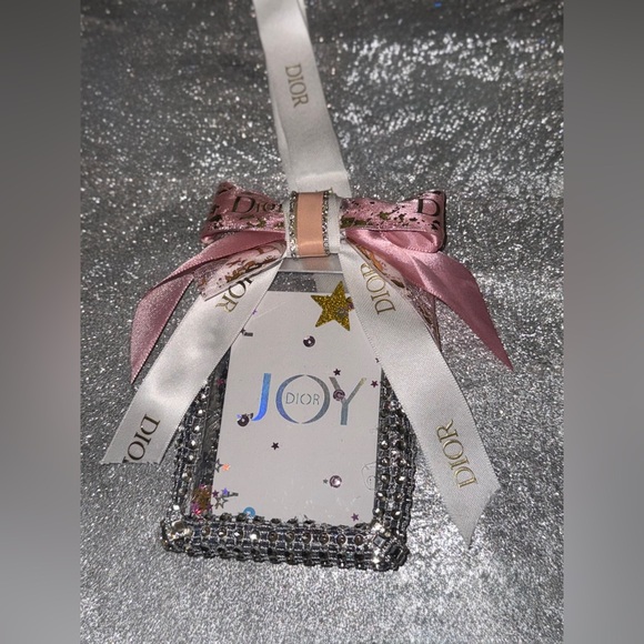 DIOR beauty playing card / ornament 6♦️ - Picture 3 of 6